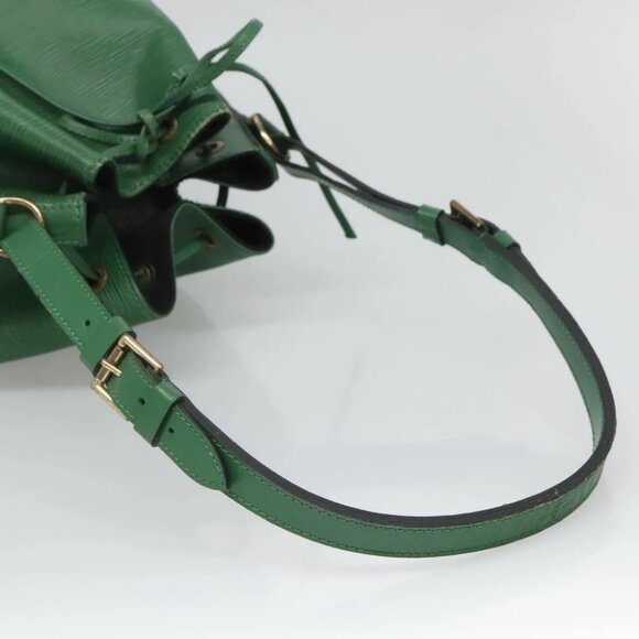 LOUIS VUITTON Epi Noe Shoulder Bag Green - Picture 7 of 14